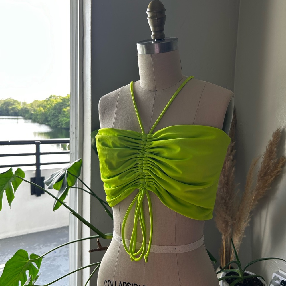 urban outfitters Lycra top
